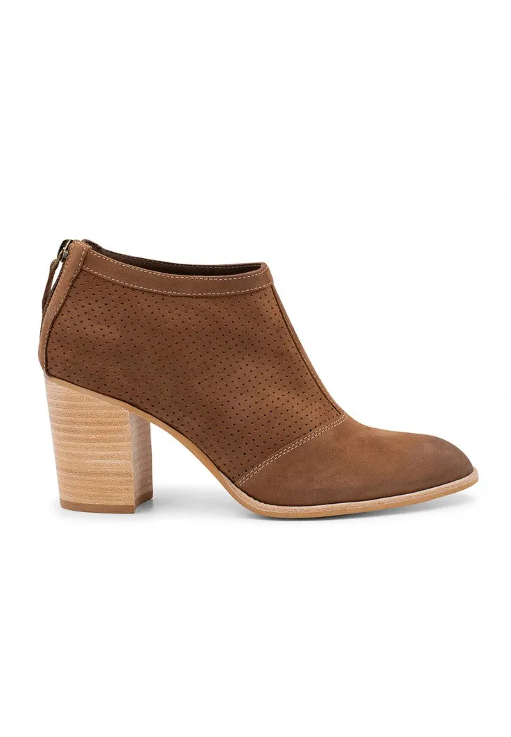 Chocolat Blue Breece Brown Nubuck Bootie