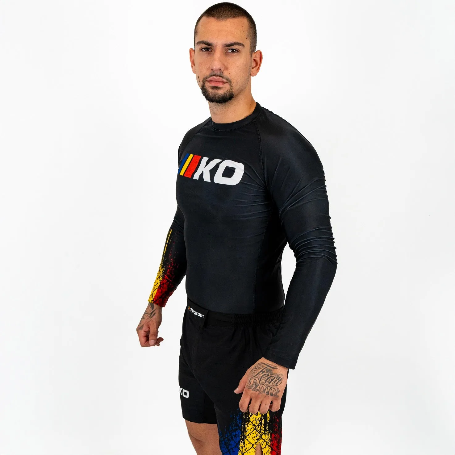 Knockout V2 Rashguard - Long Sleeves