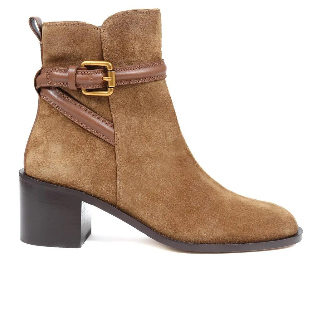 Leather Buckle Strap Ankle Boots - LISABET / 324 249